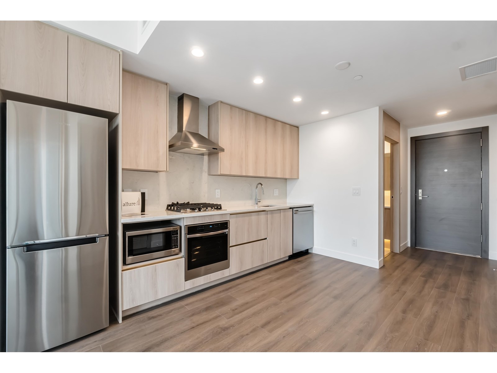 10750 135a Street Unit 2903, Surrey, BC V3T 0V4