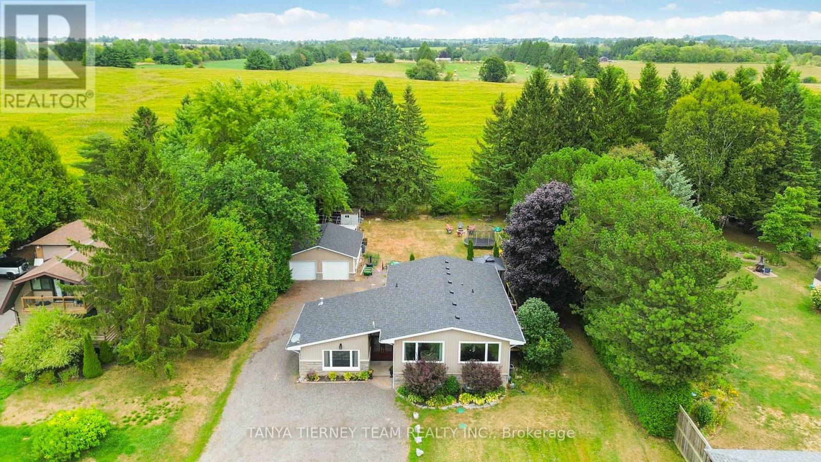6381 Leskard Rd, Clarington, ON L0B 1M0
