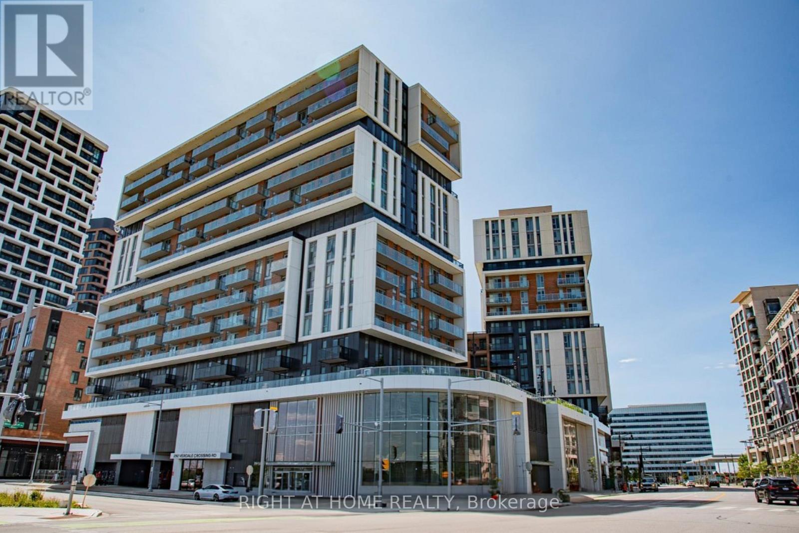 292 Verdale Crossing B807, Markham Unionville, ON L6G 0H6
