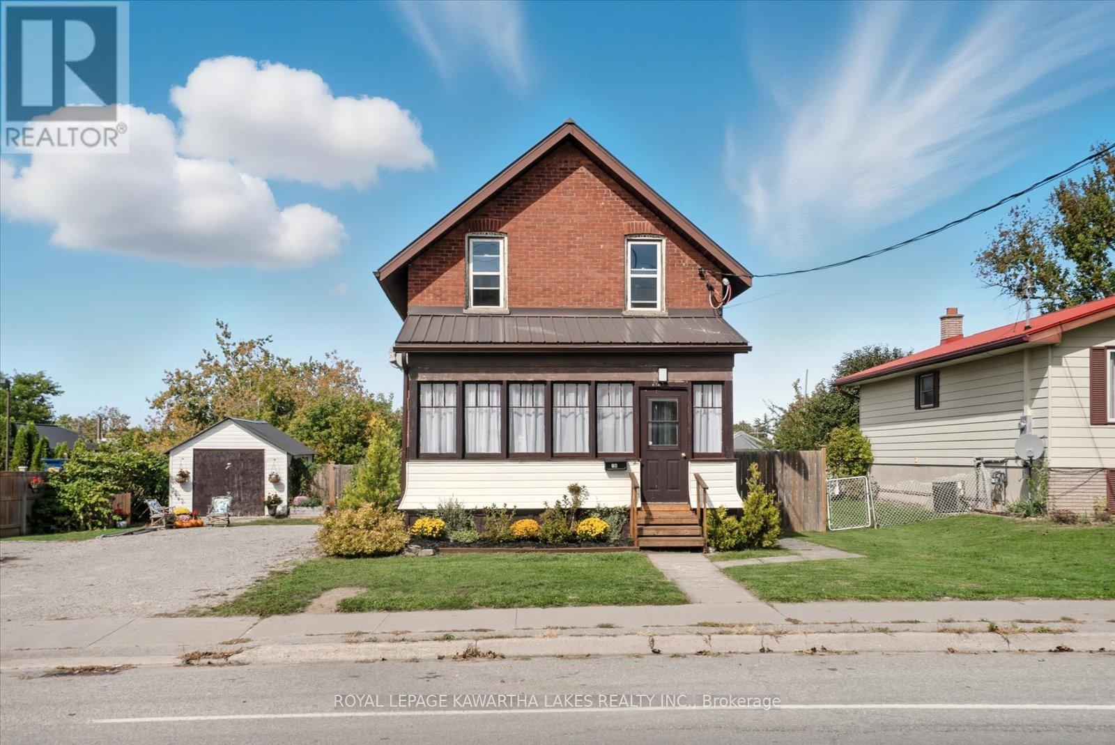 18 Mary St W, Kawartha Lakes, ON K9V 2N4
