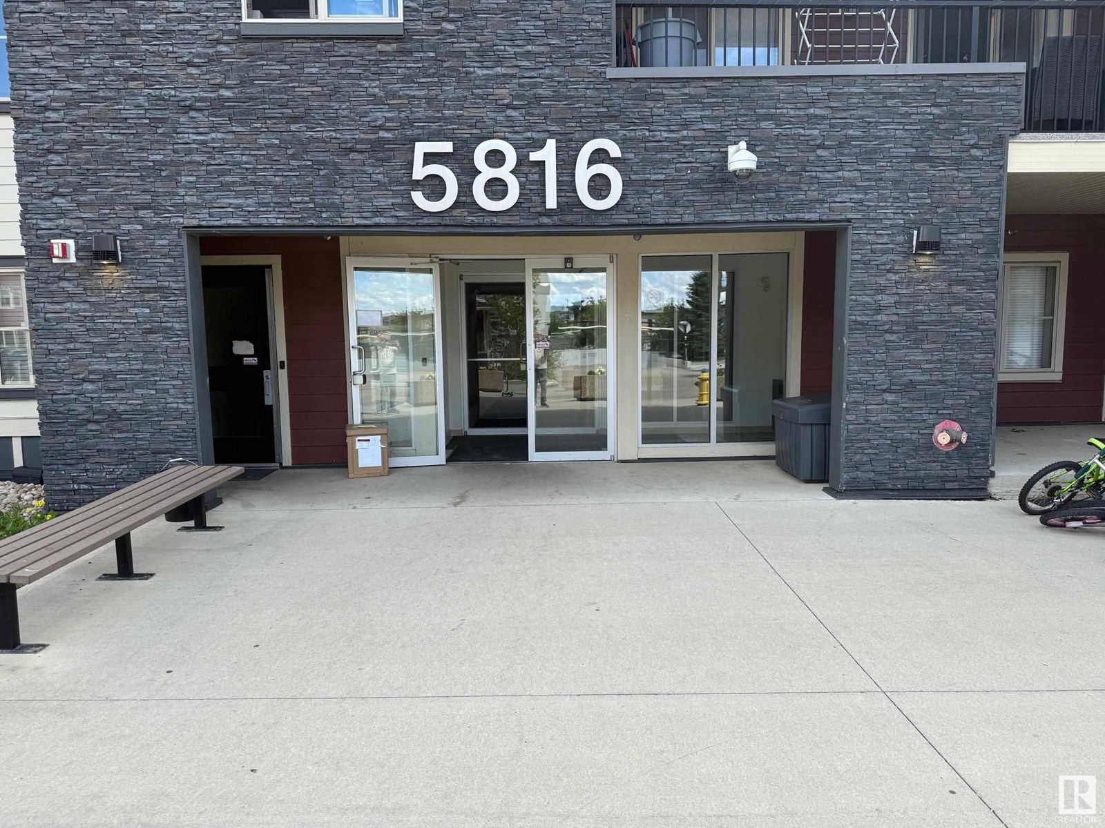 5816 Mullen Place Northwest #122, Edmonton, AB T6R 0W3