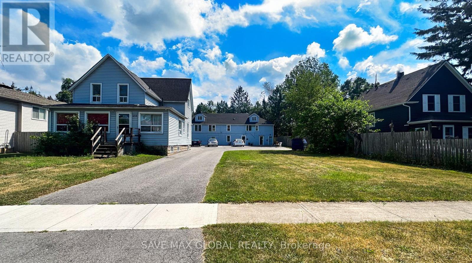 258 Henrietta St, Fort Erie, ON L2A 2K7