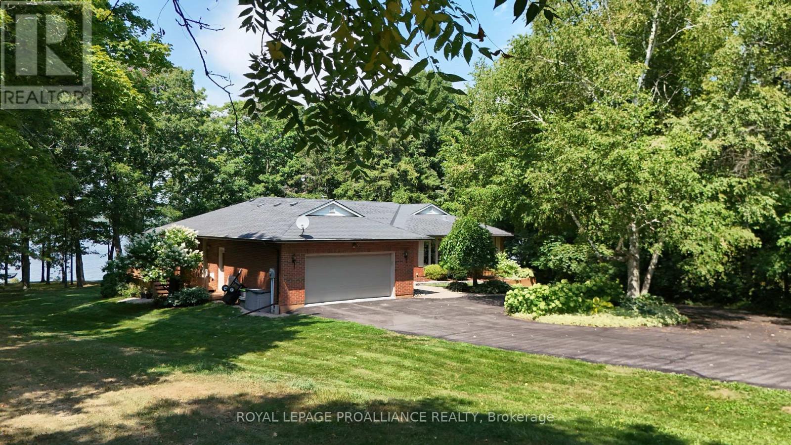 1712 County Rd 3, Prince Edward County Ameliasburg Ward, ON K0K 1L0