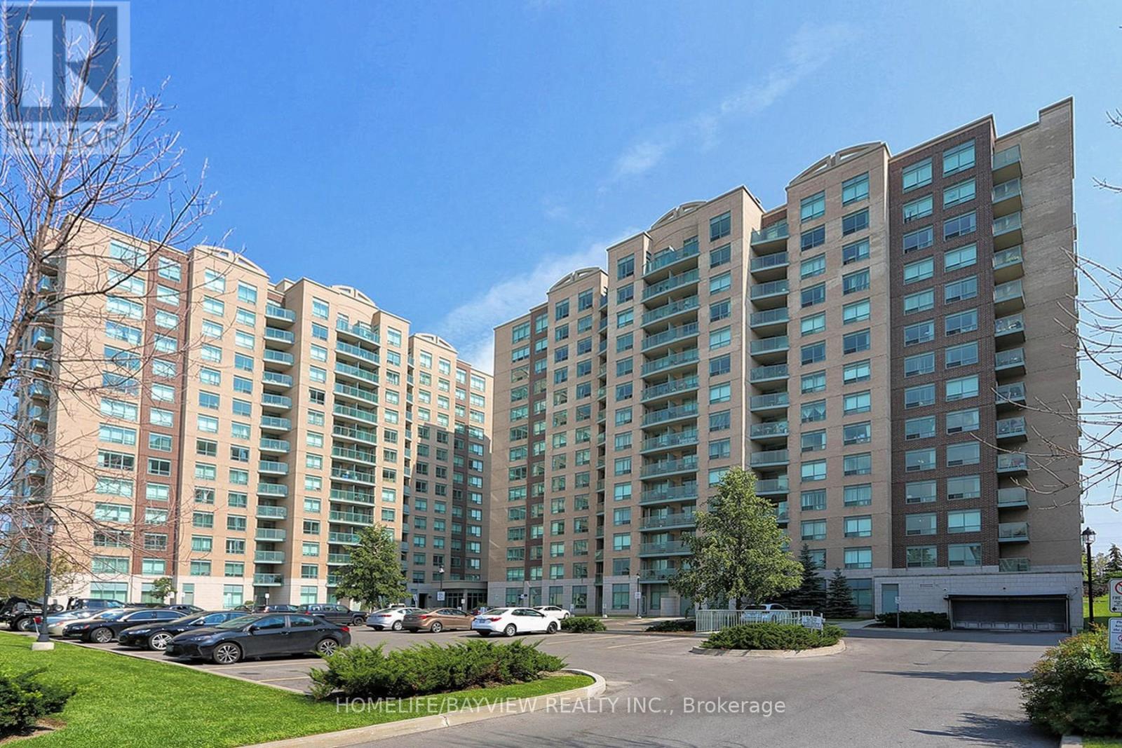 23 Oneida Crescent Ph12, Richmond Hill, ON L4B 0A2