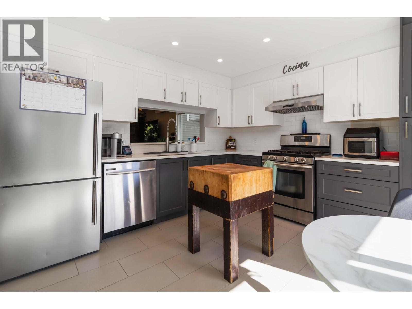8187 Forest Grove Dr, Burnaby, BC V5A 4H5