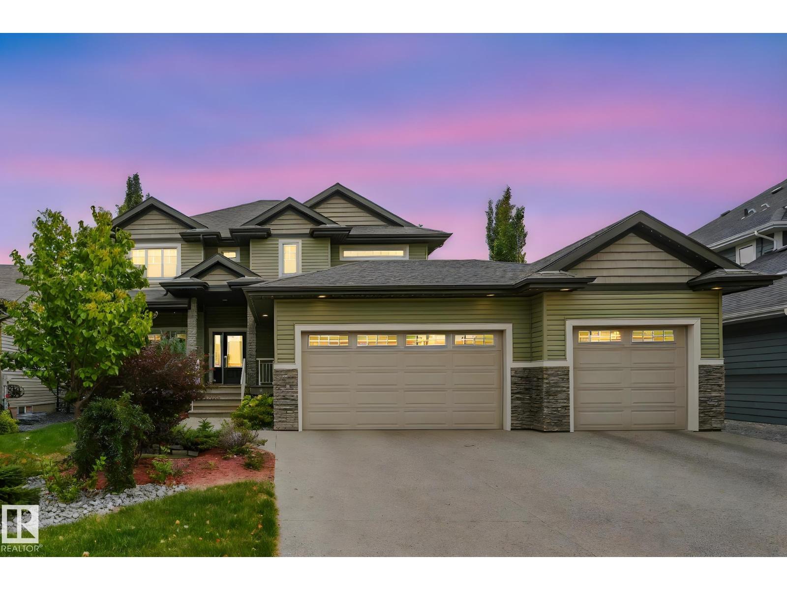 2441 Bowen Wd SW, Edmonton, AB T6W 0E8