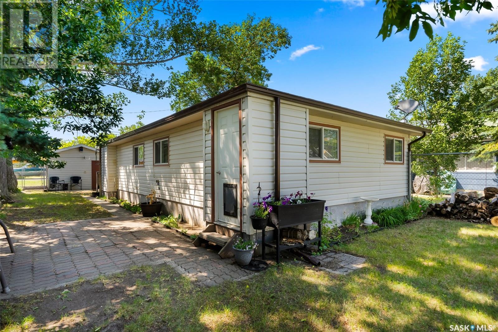 177 Poplar Ln, Wee Too Beach, SK S0G 1C0