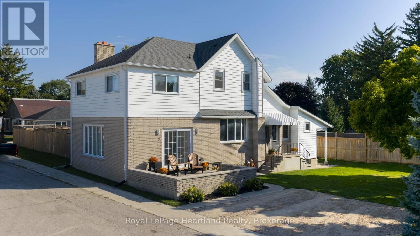 5 William Dr, South Huron, ON N0M 1M0