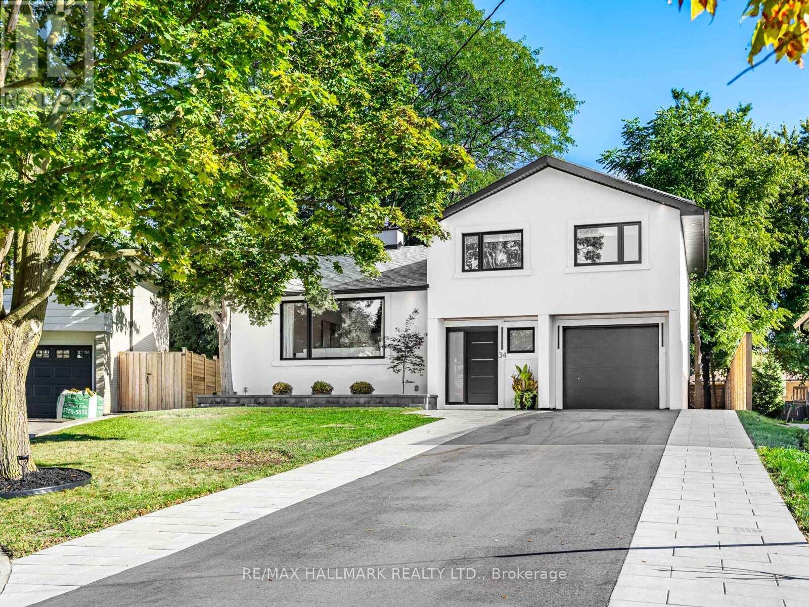 34 Lantana Ct, Toronto, ON M4A 2H8
