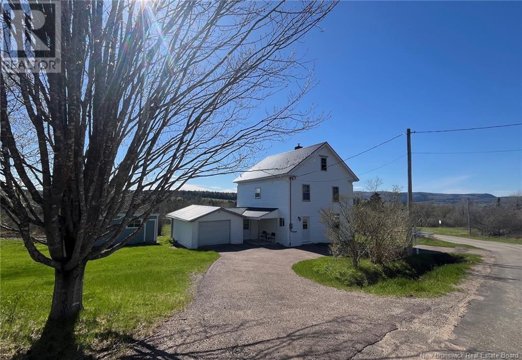 386 Route 915, Harvey Bank, NB E4H 2M2