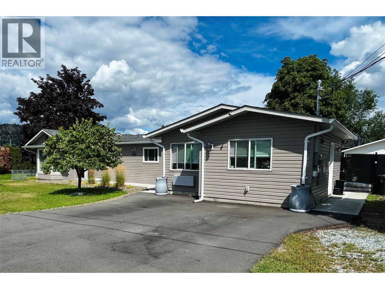 1490 Cornwall Rd, Kelowna, BC V1X 1N9