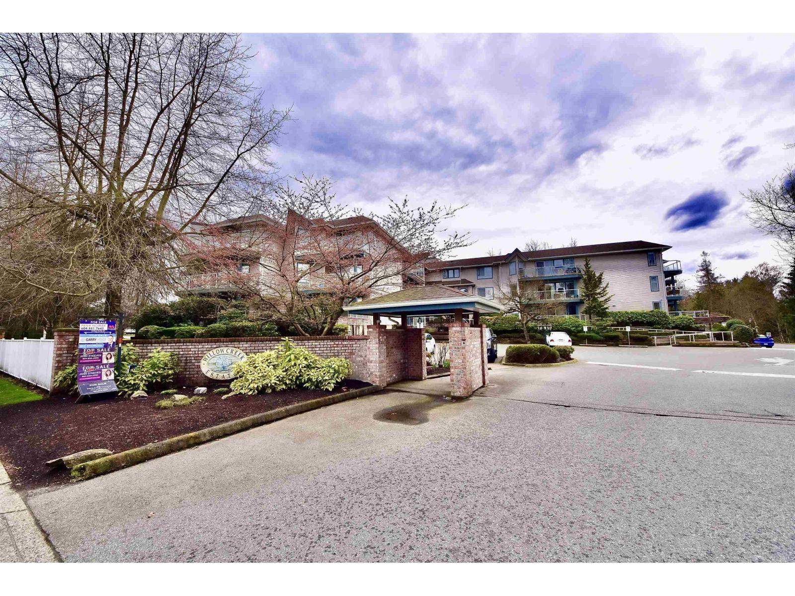 27358 32 Avenue Unit 205, Langley, BC V4W 3M5