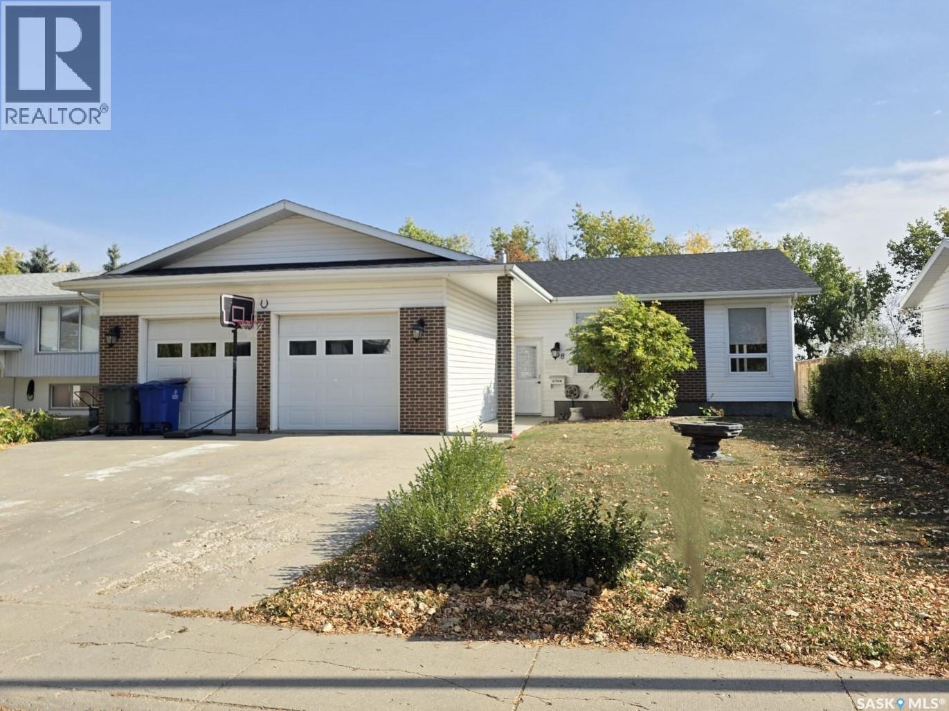 908 Marriott Close, Rosetown, SK S0L 2V0