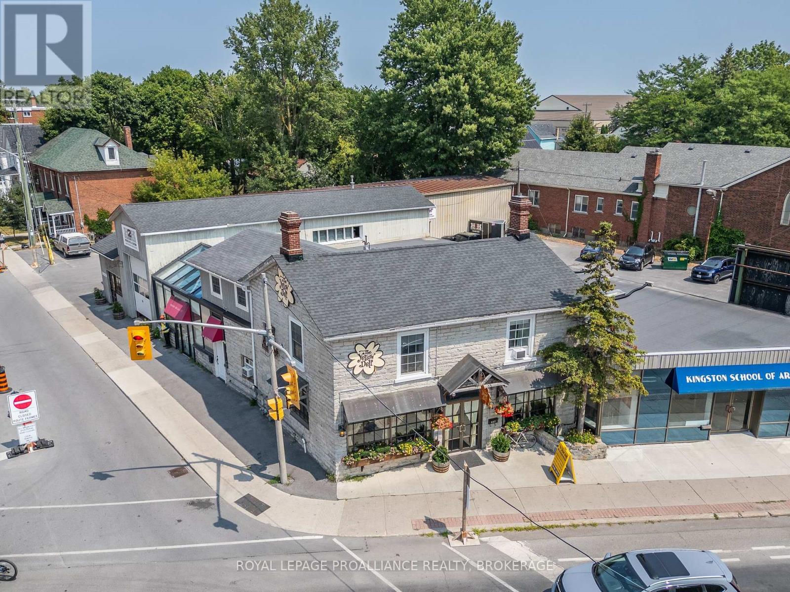 641 Princess St, Kingston, ON K7L 1E4