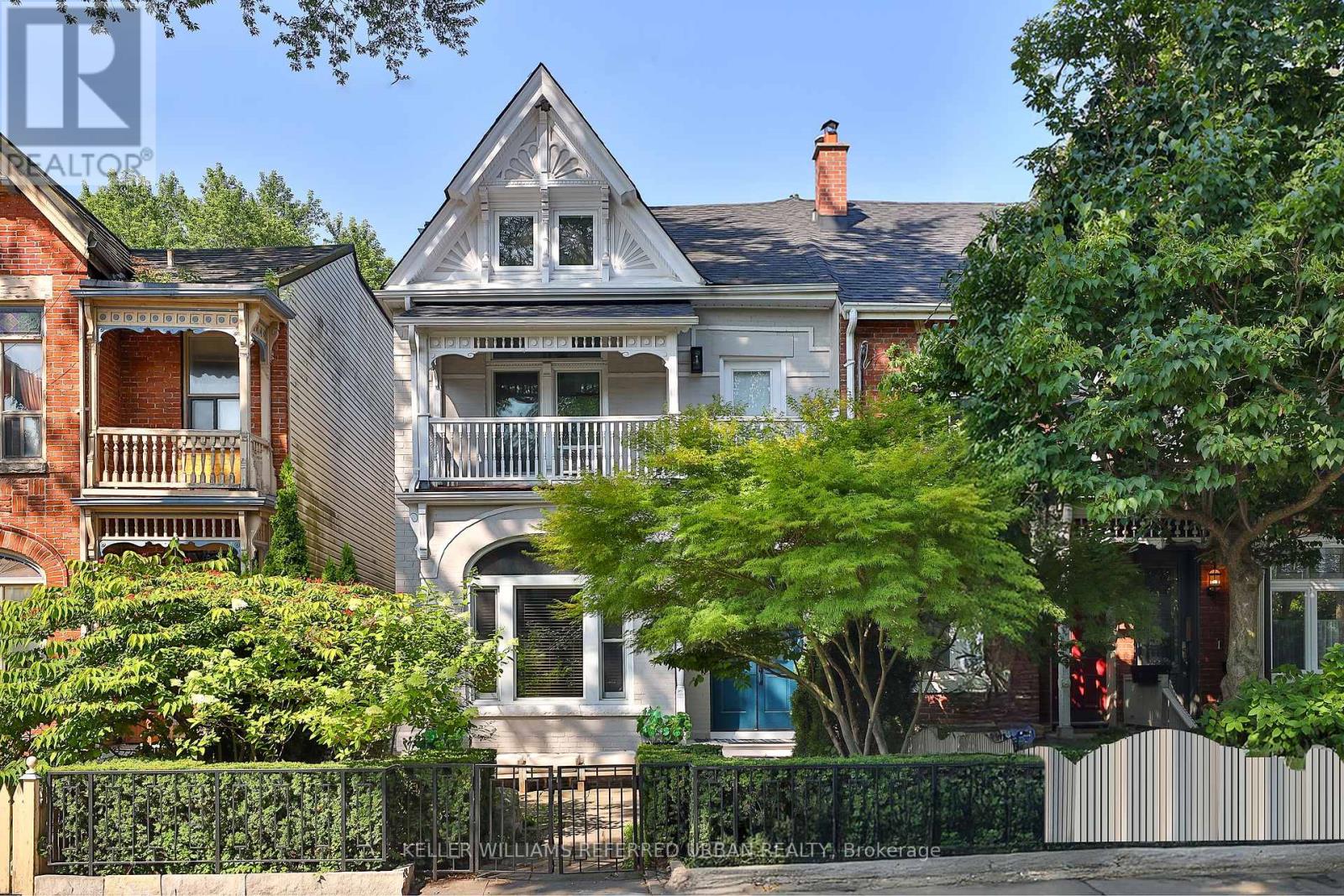234 Seaton St, Toronto, ON M5A 2T4