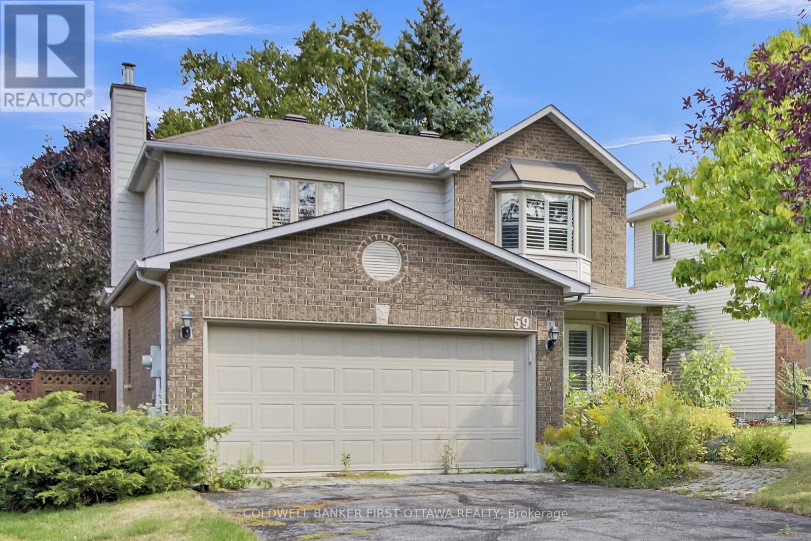 59 Rowe Dr, Ottawa, ON K2L 3Y9