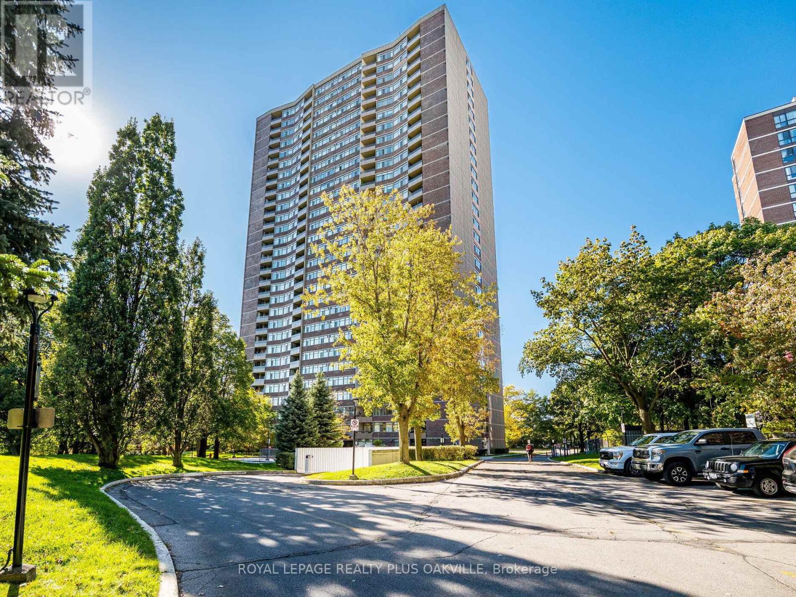 2006 3100 Kirwin Ave, Mississauga, ON L5A 3R2