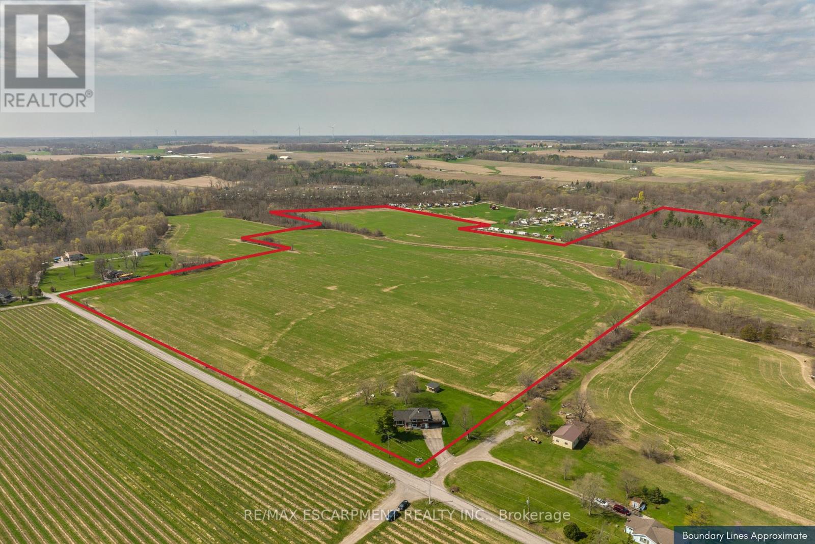 3542 Fifteenth St, Lincoln, ON L2R 6P7