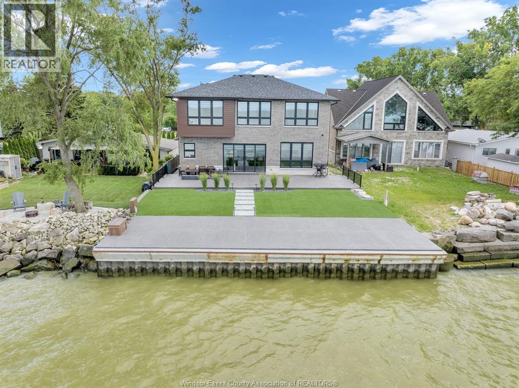 983 Lakeshore Park Rd, Lakeshore, ON N0R 1A0