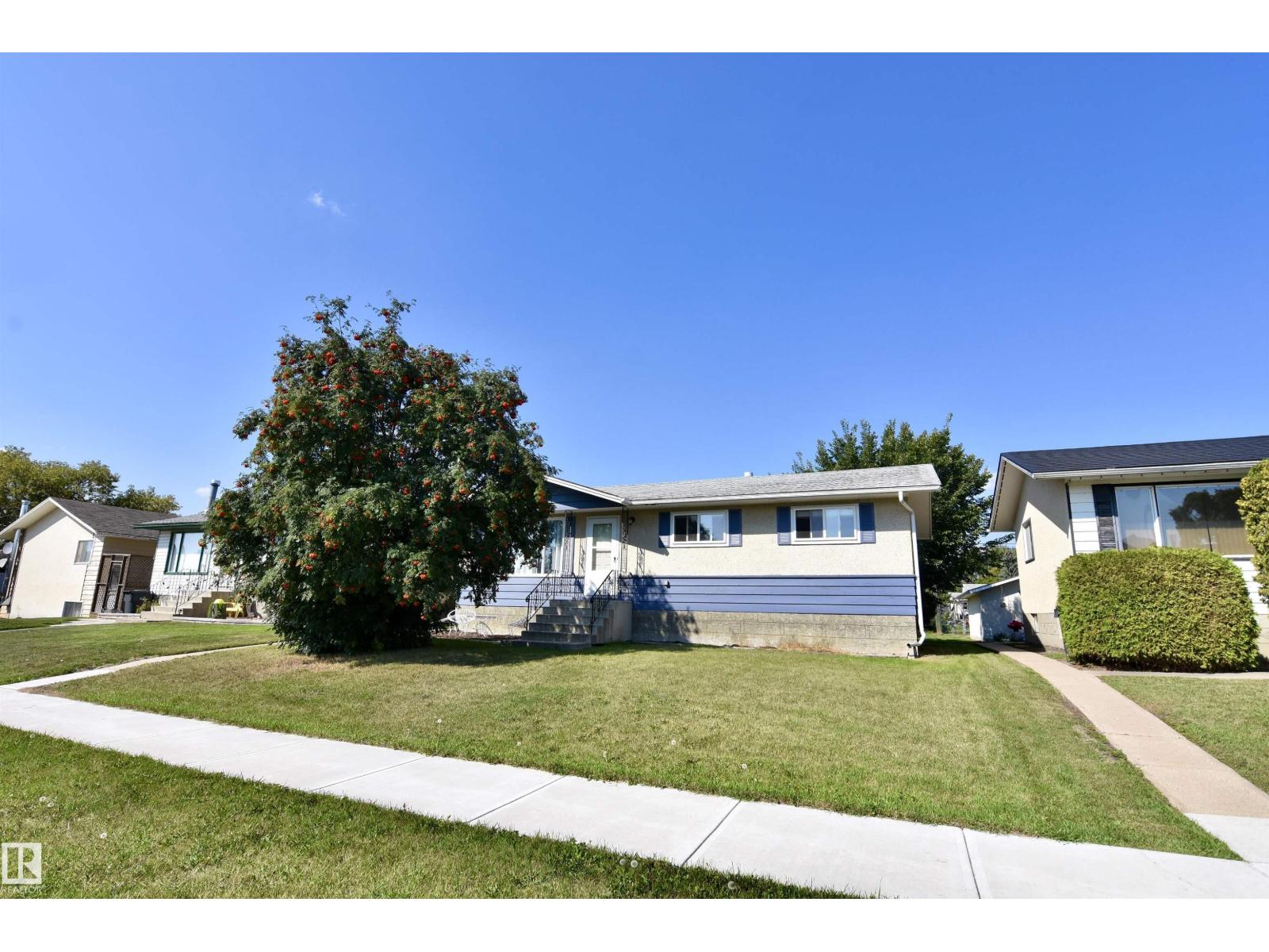 44 Av Unit 4930, St. Paul Town, AB T0A 3A4