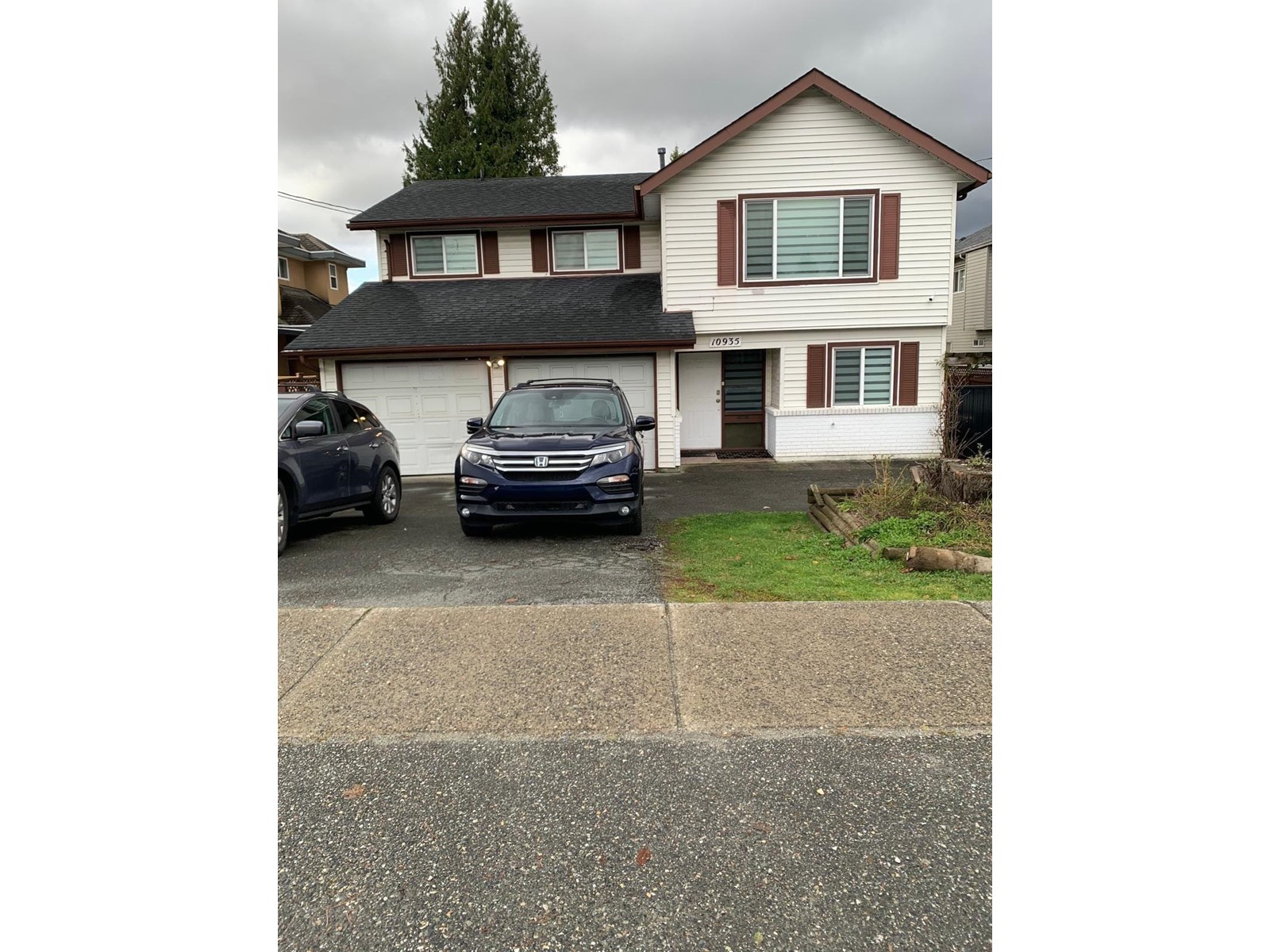 140 Street Unit 10935, Surrey, BC V3R 3G3