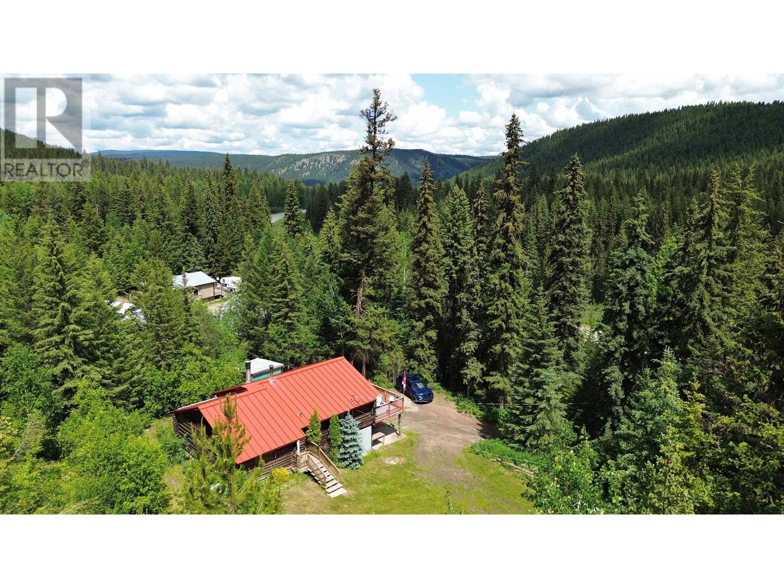4611 Dallas Rd, Williams Lake, BC V2G 4Z3