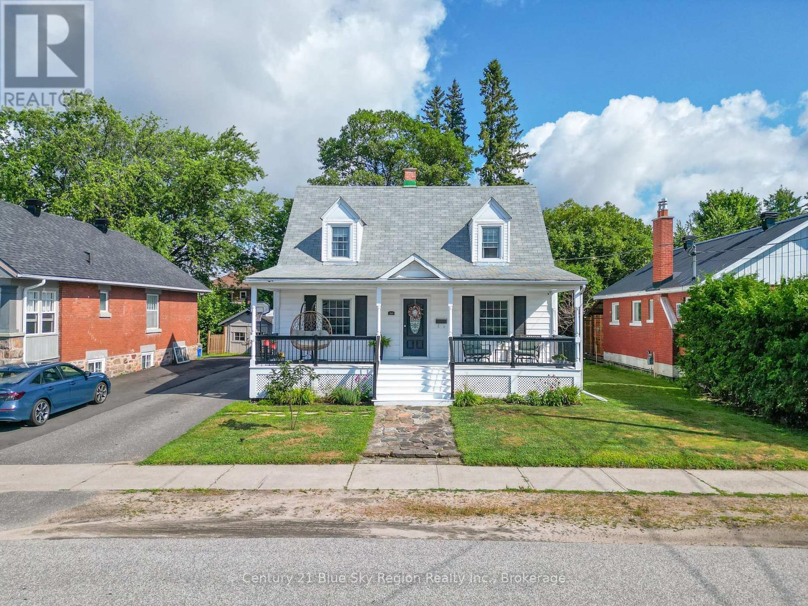748 Bloem St, North Bay, ON P1B 4Z7