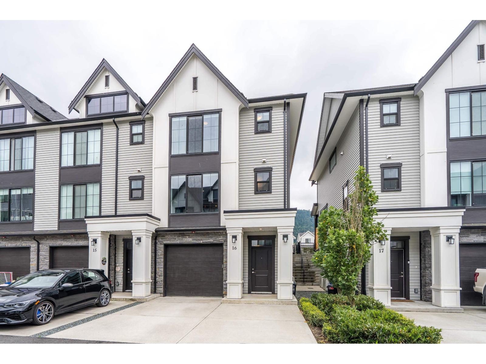 5480 Pebble Lanesardis South Unit 16, Chilliwack, BC V2R 6B8