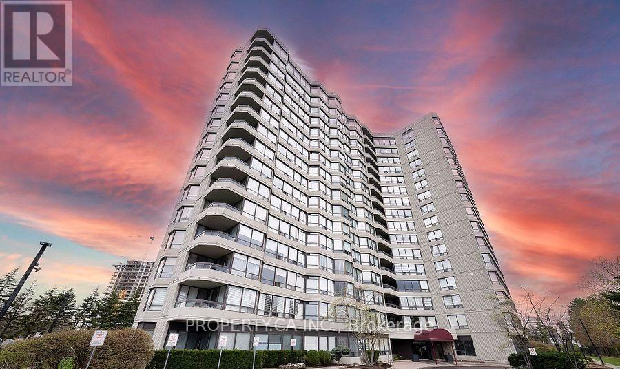 605 7460 Bathurst St, Vaughan, ON L4J 7K9