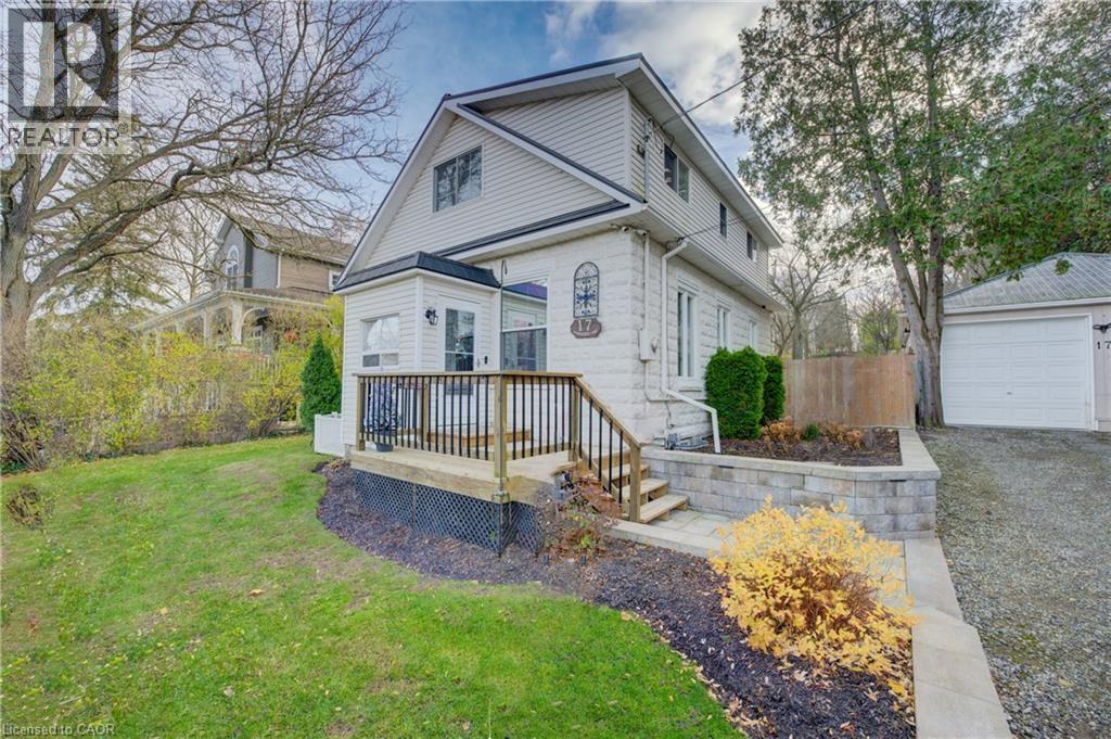 17 Meadowcreek Ln, Cambridge, ON N3H 4R8