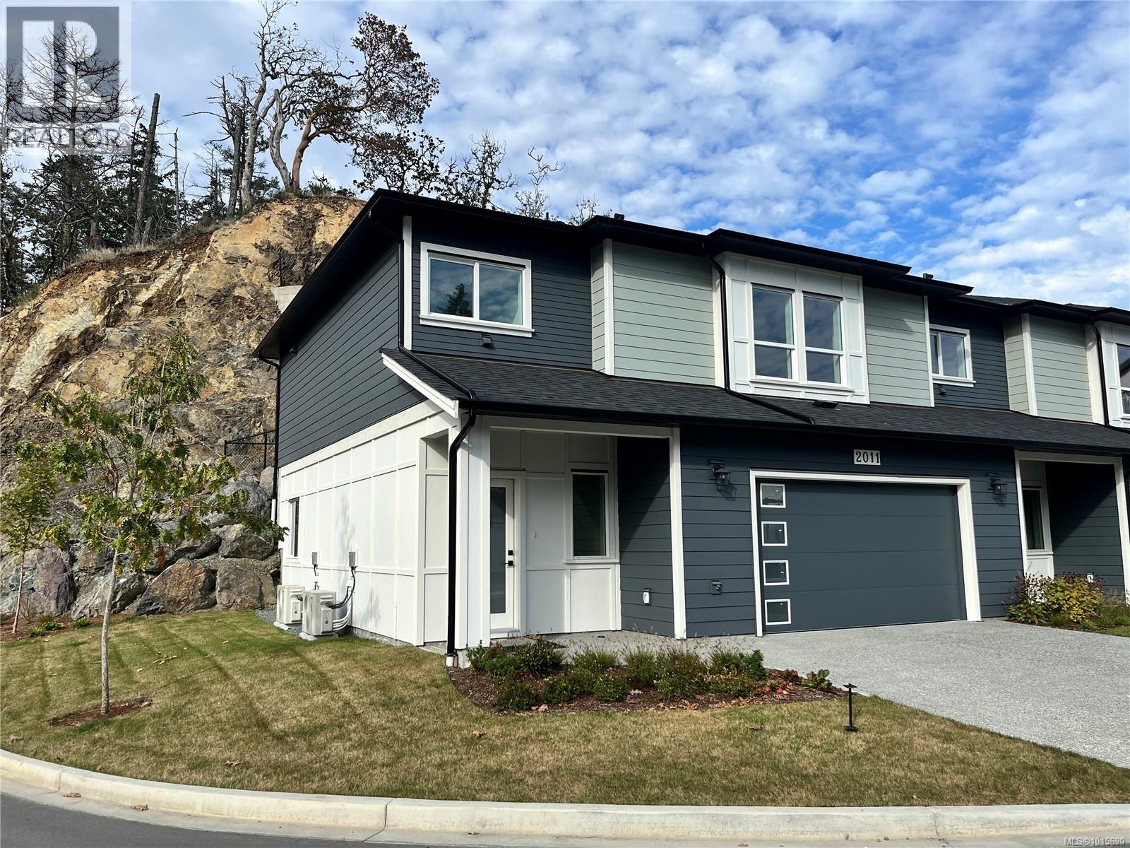 2011 W Park Ln, View Royal, BC V9B 5Z2