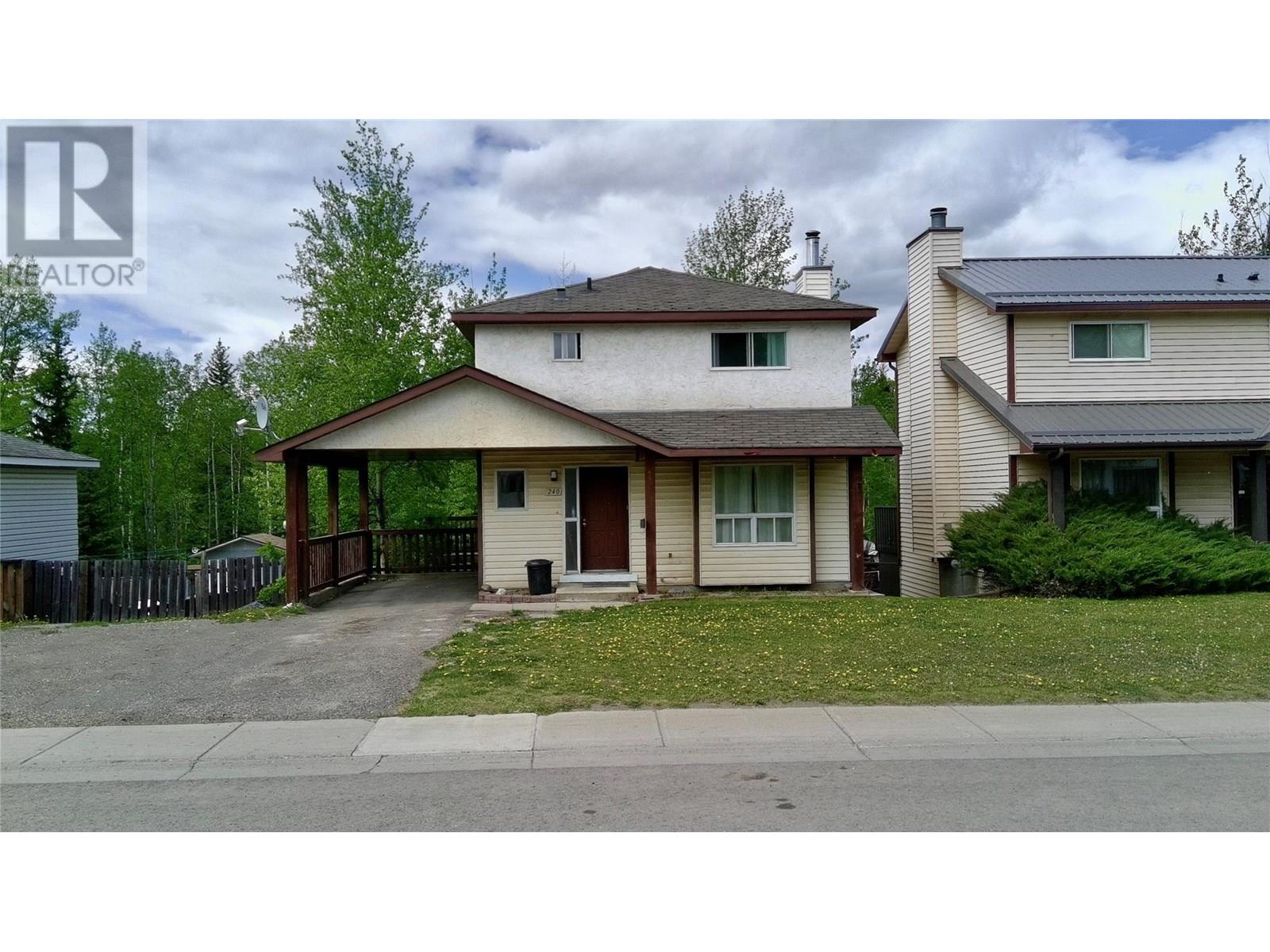 240 Bergeron Dr, Tumbler Ridge, BC V0C 2W0