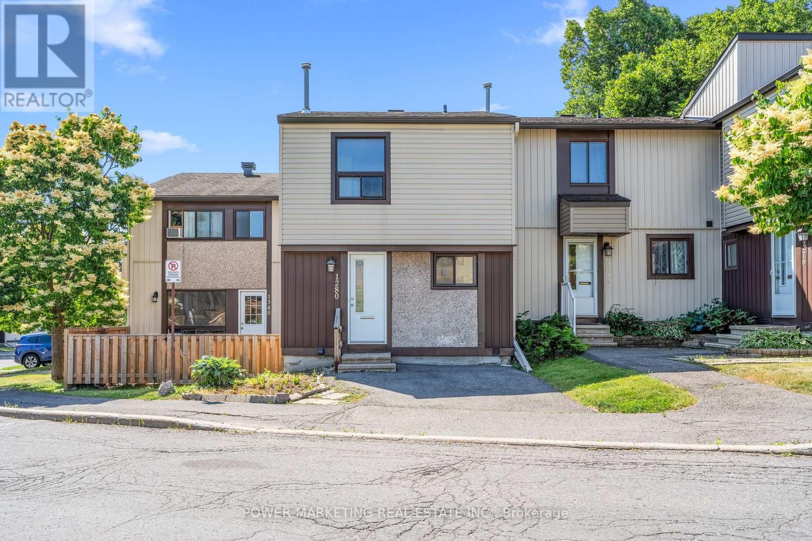 1280 Bethamy Ln, Ottawa, ON K1J 8P3