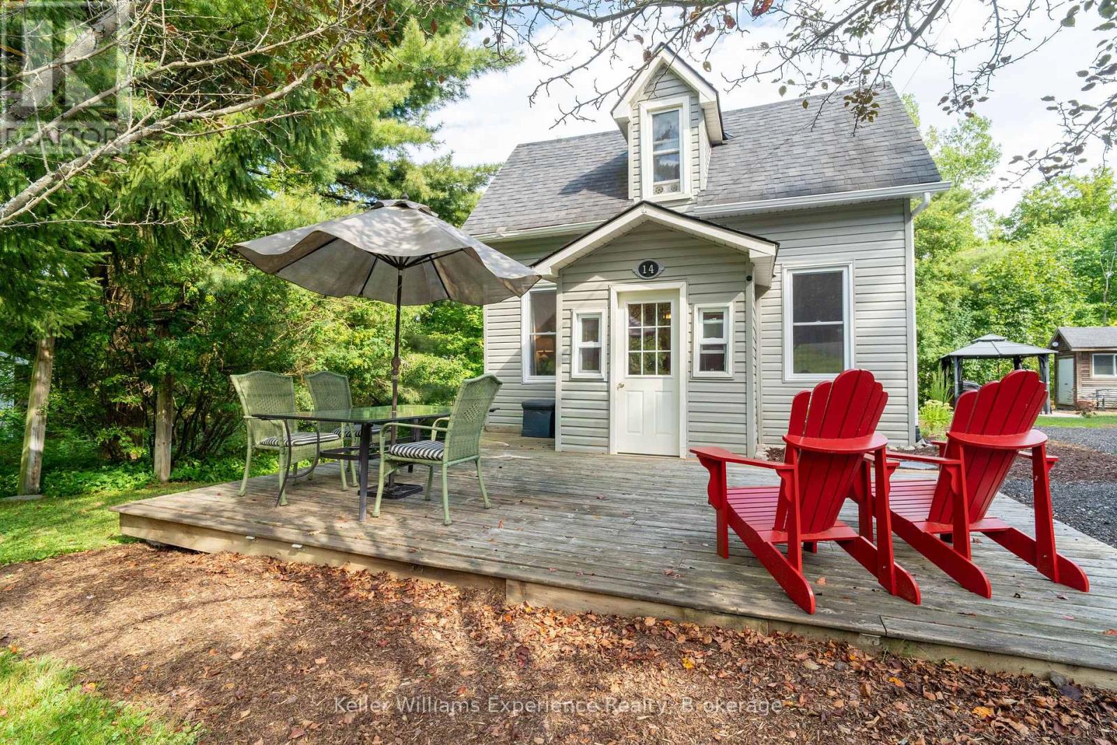 14 Edward St, Bracebridge, ON P1L 1H5