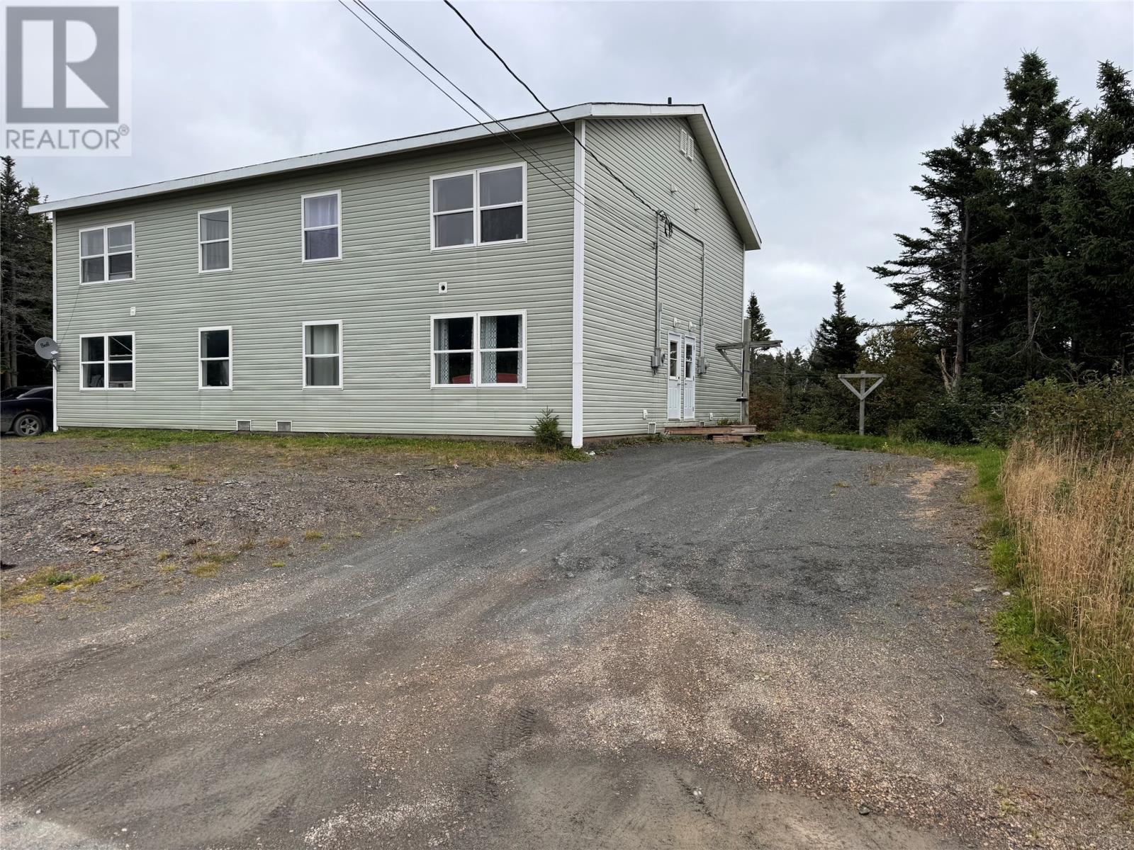 6 Freshwater Rd, Summerford, NL A0G 4E0