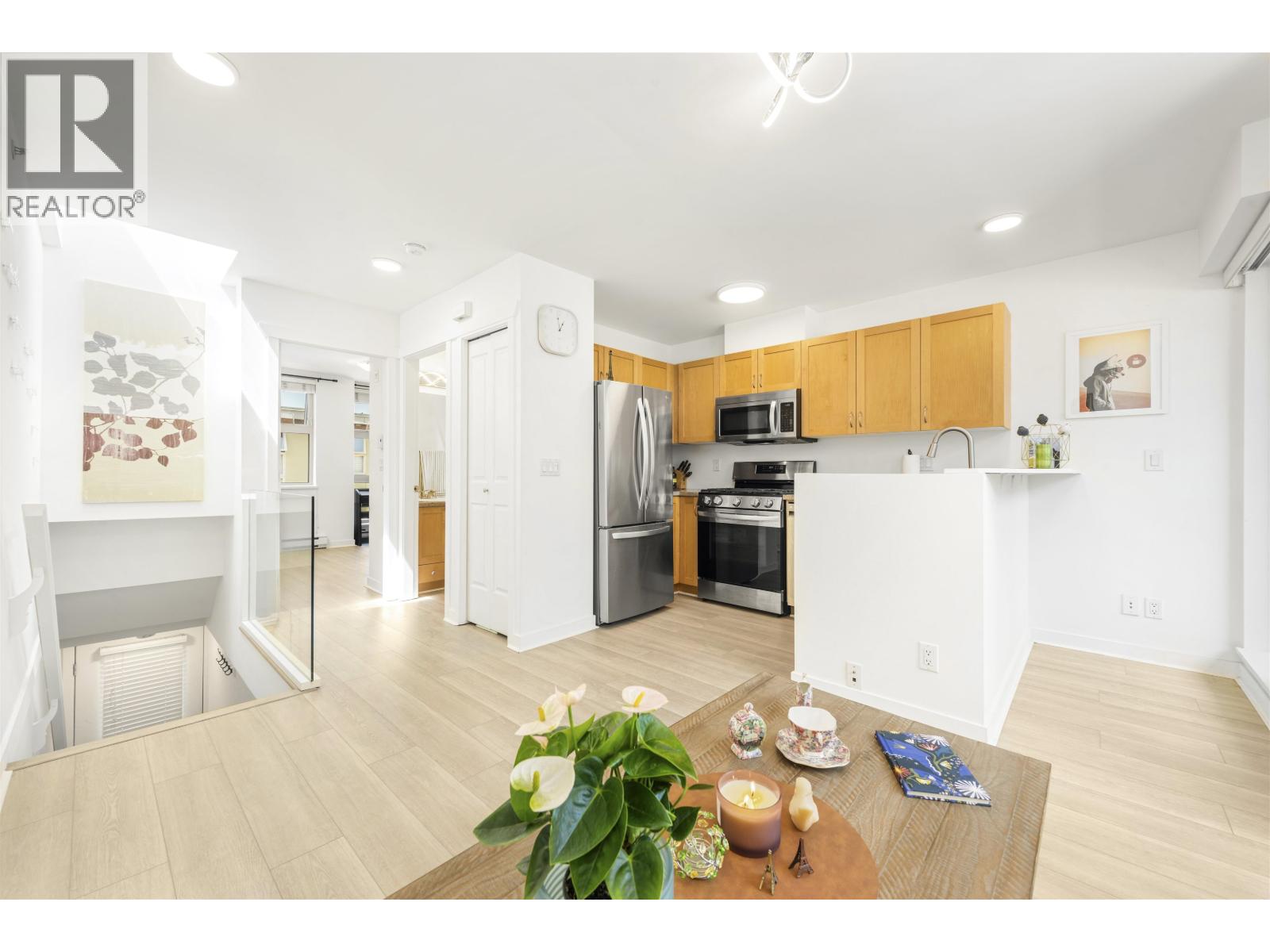 618 W 6th Avenue Unit 11, Vancouver, BC V5Z 1A3