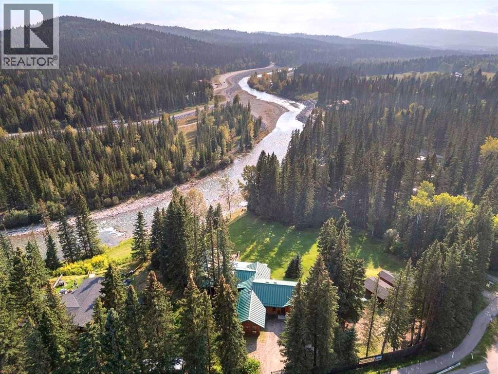 67 Bracken Pt, Bragg Creek, AB T0L 0C5