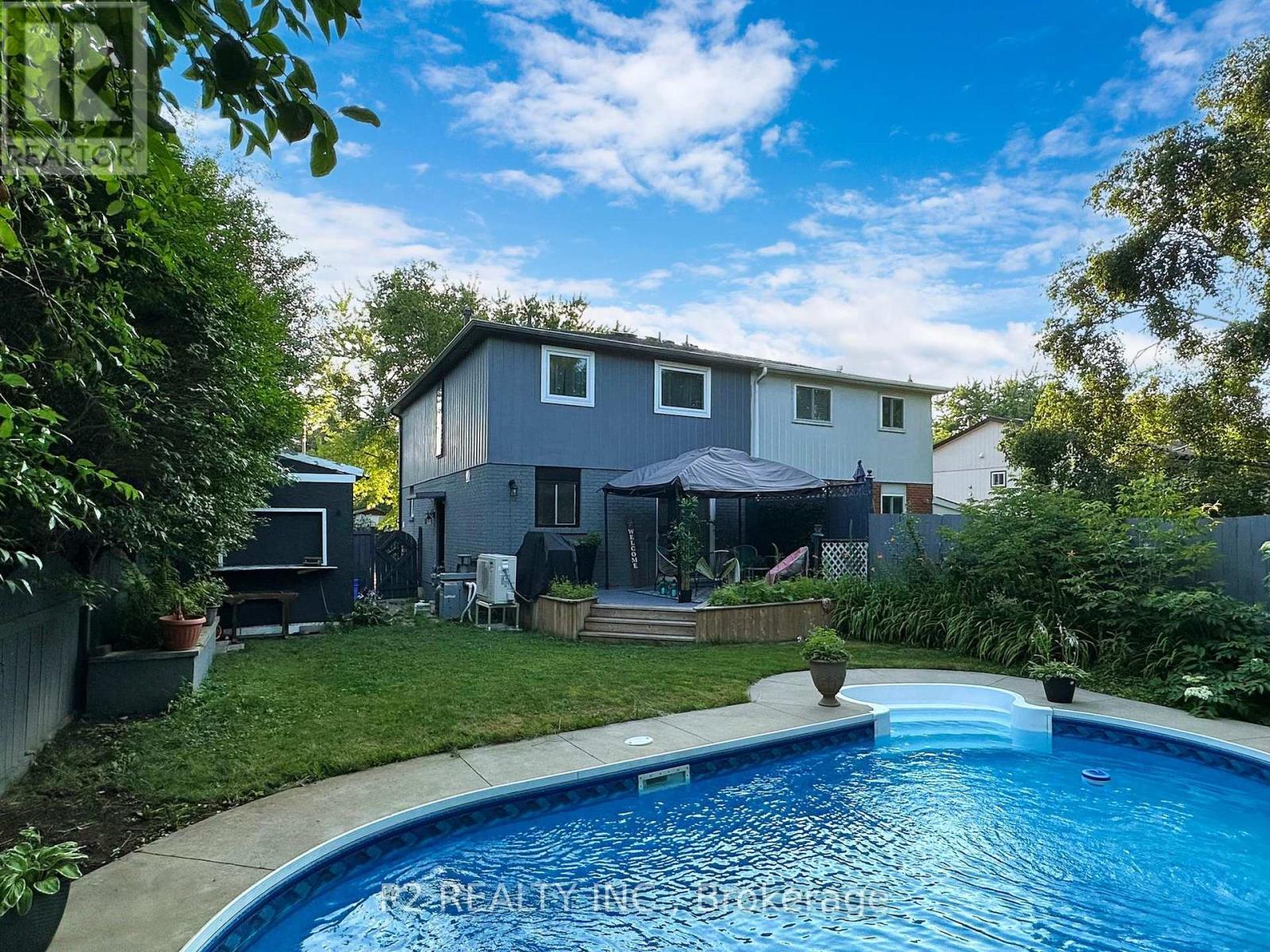 411 Rosedale Dr, Whitby, ON L1N 1Z5