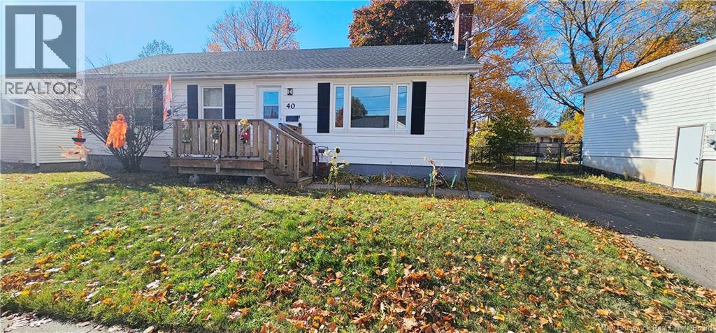 40 Coronation Dr, Moncton, NB E1E 2X1