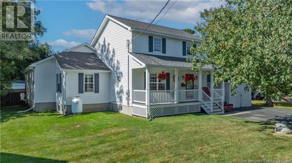 105 Montague St, Saint Andrews, NB E5B 1H3