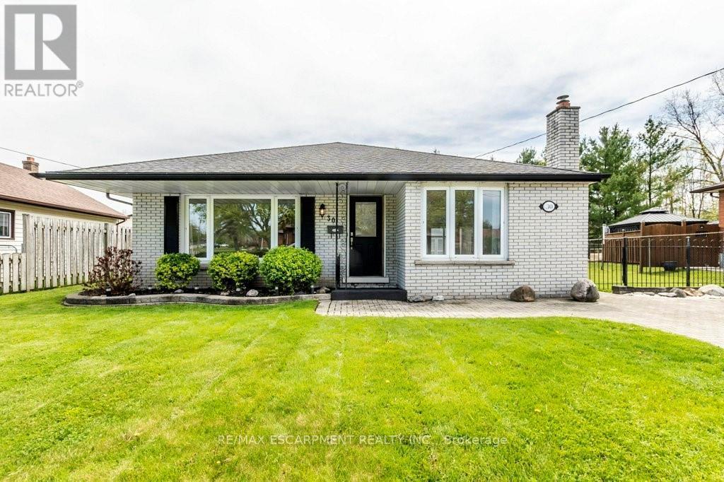 30 Terrace Ave, Welland, ON L3C 2C4