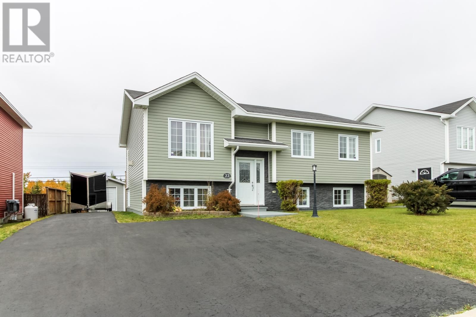 22 Stormont St, Paradise, NL A1L 2Y1