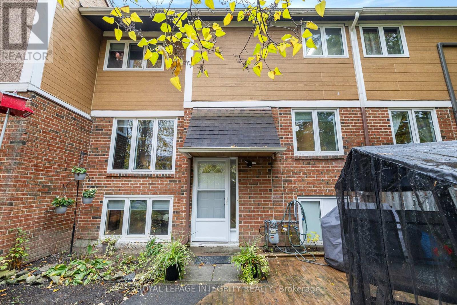 69 142 Salter Cres, Ottawa, ON K2K 1Y8
