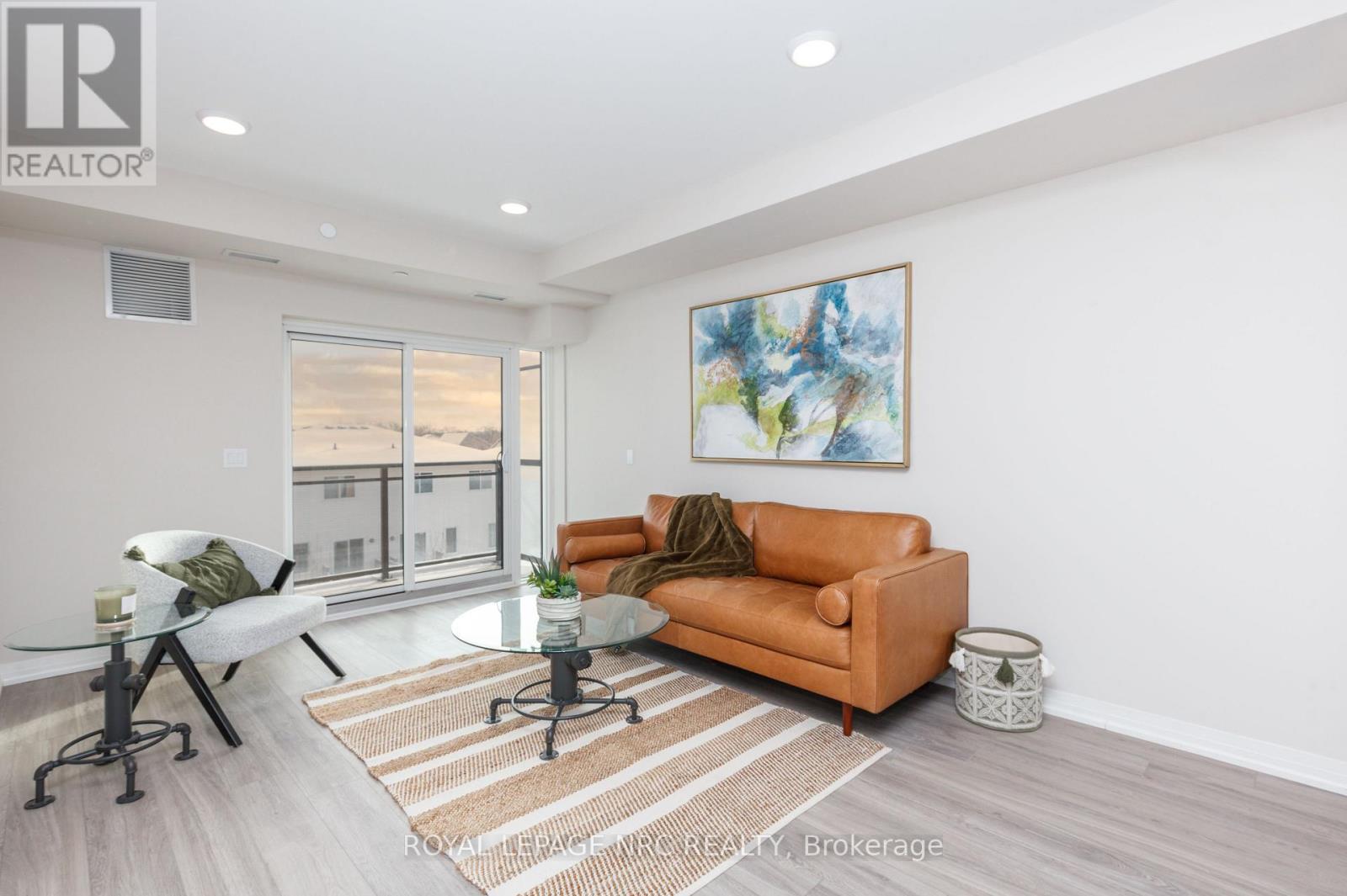 318 50 Herrick Ave, St. Catharines Oakdale, ON L2P 2T9