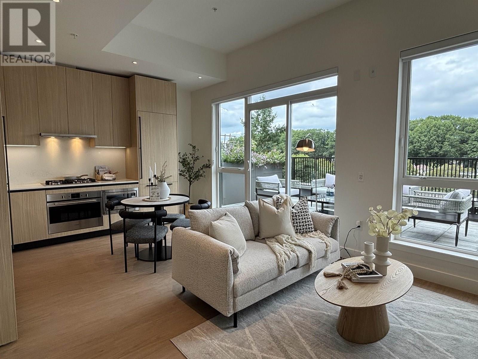 2235 E Broadway Unit 601, Vancouver, BC V5N 0J5