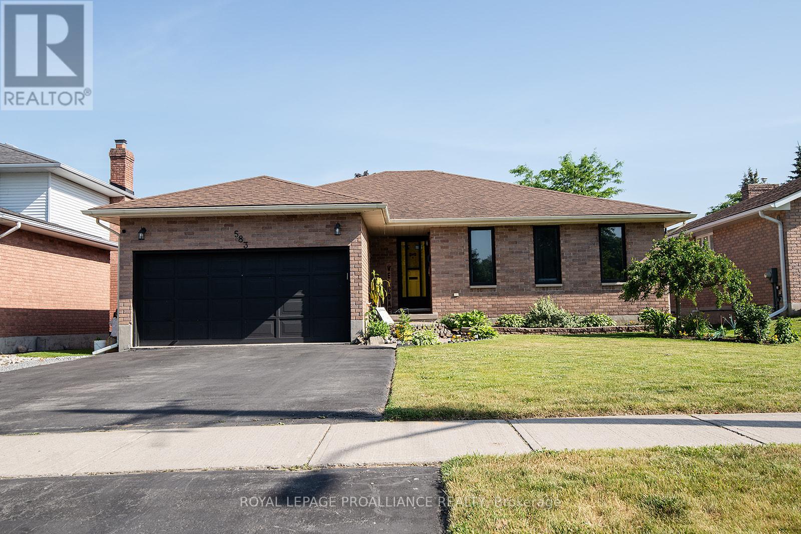 583 Victoria Ave, Belleville, ON K8N 2G8