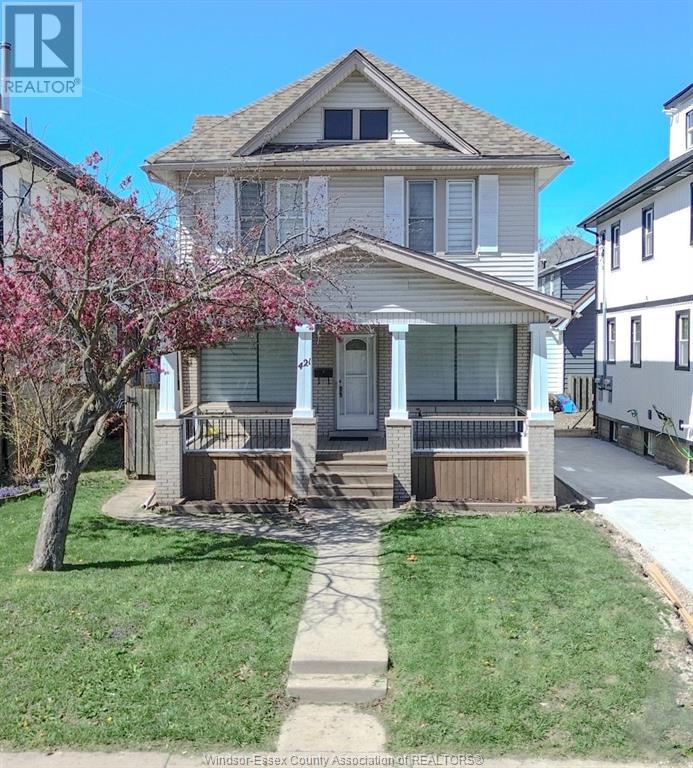 421 Hall Ave, Windsor, ON N9A 2L7