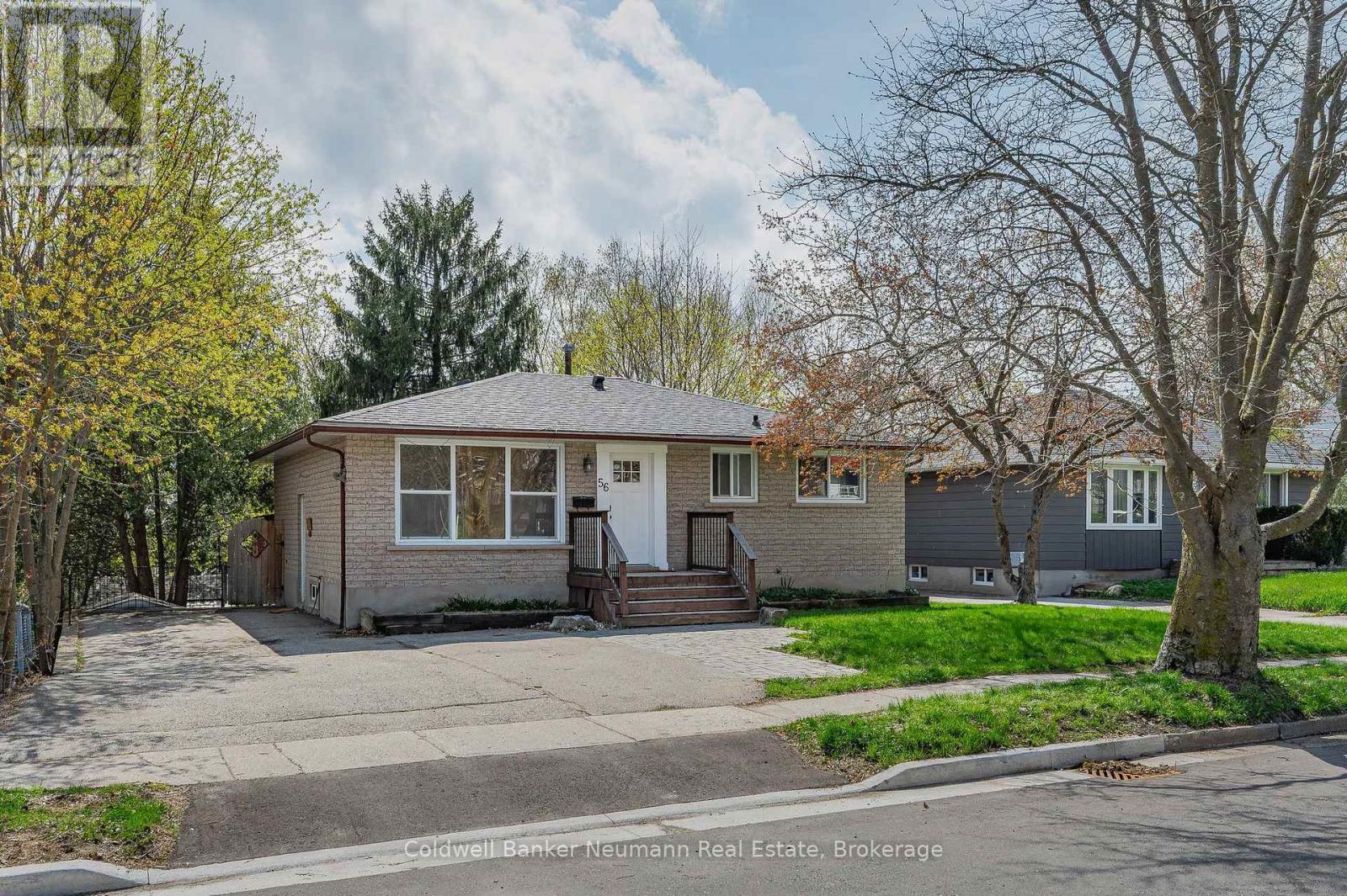 56 Ridgewood Ave, Guelph, ON N1H 6C5