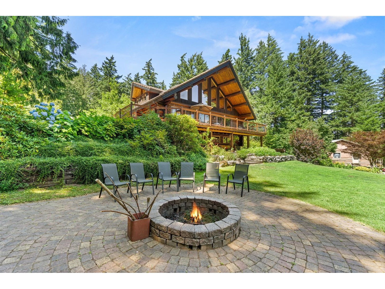 21360 Landstrom Roadhope, Hope, BC V0X 1L3