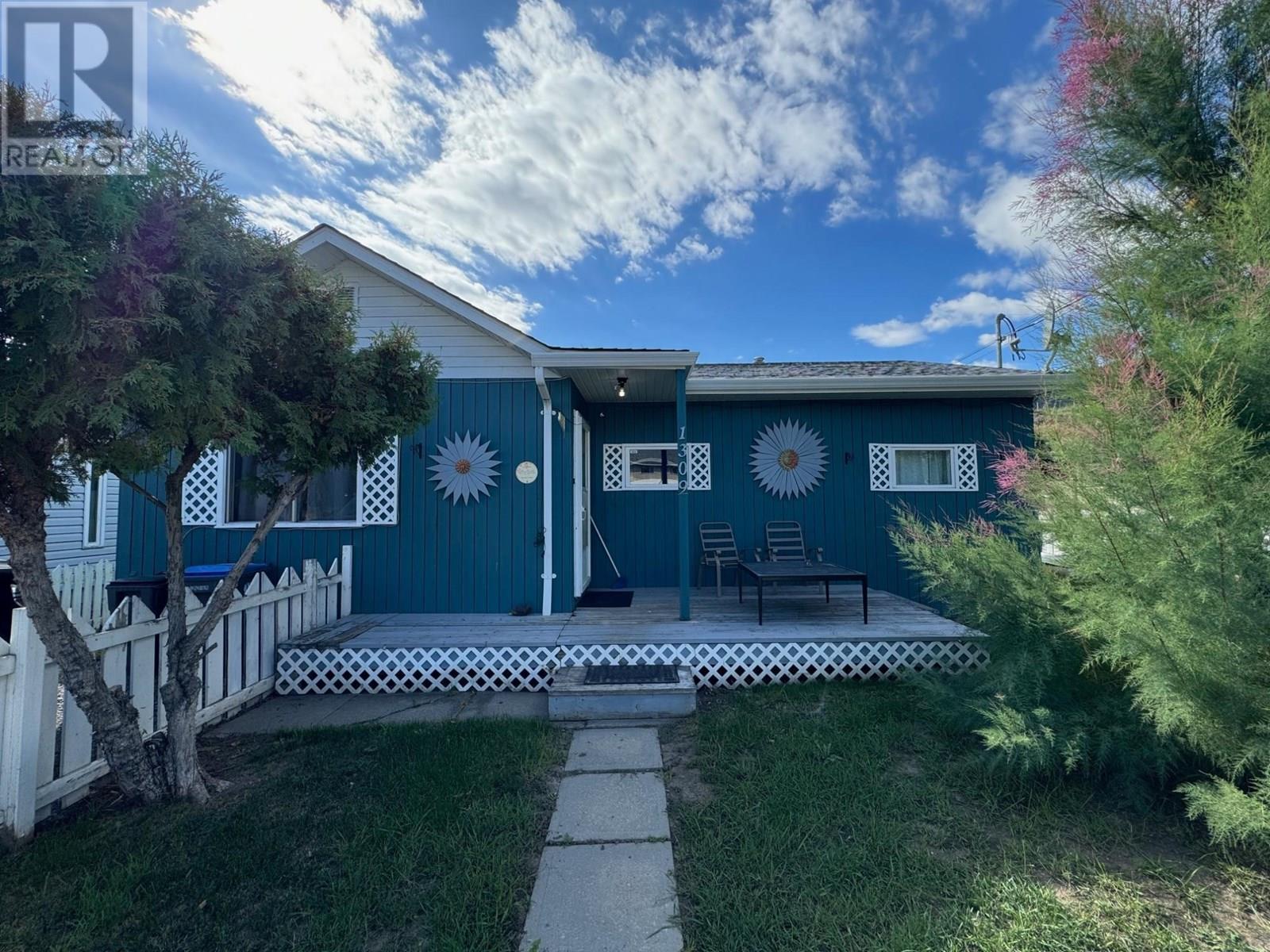 1309 Fir Ave, Merritt, BC V1K 1L1